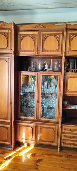 Стінка,сервант терміново