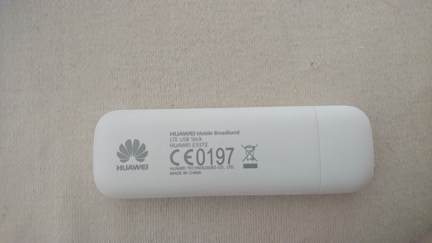 3G/4G LTE Huawei E3372H-607 модэм+ Xiaomi R1C wifi mini роутер