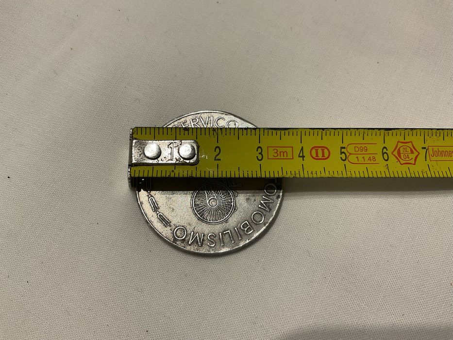 Moeda / medalha em prata dos 50 anos C. Santos ao servico automilismo