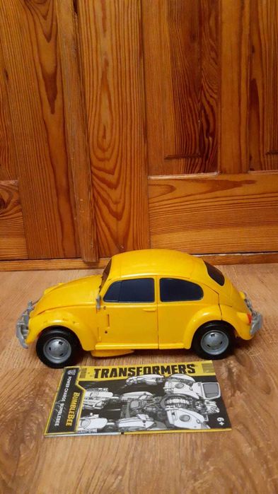 Машина - трансформер Бамблби