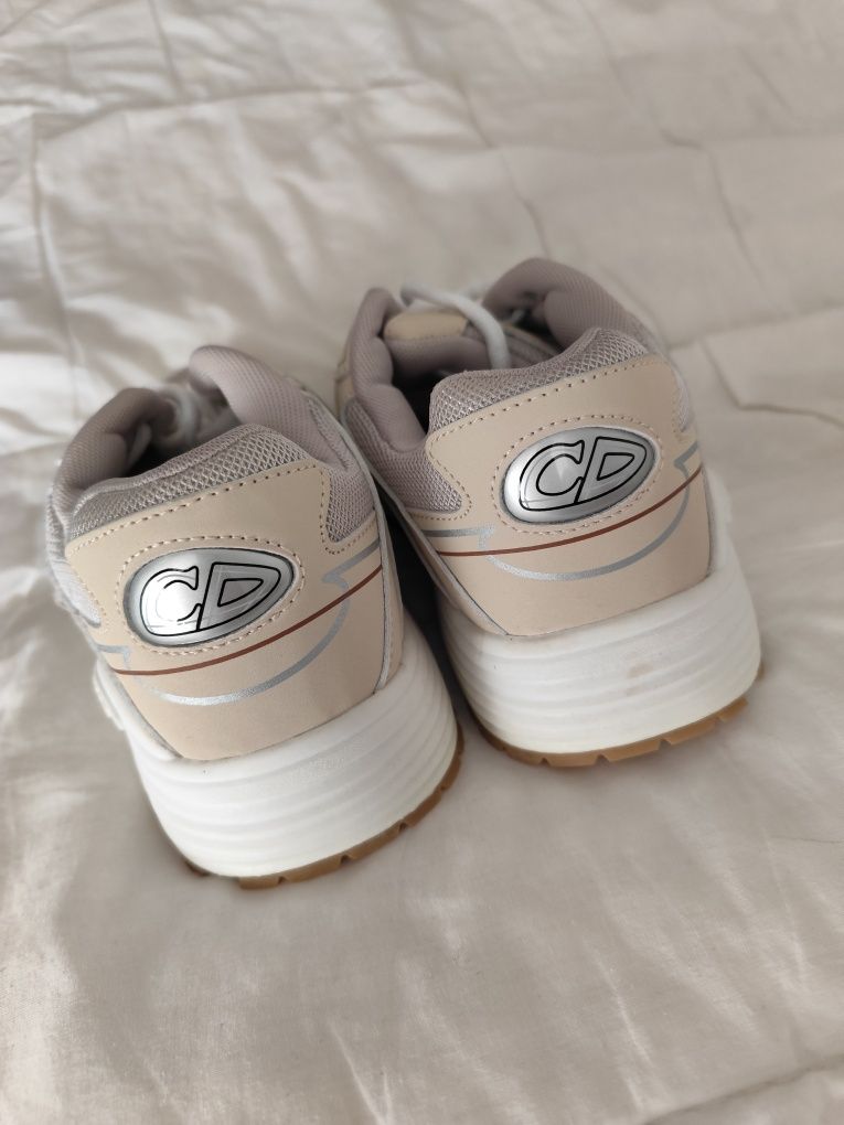 Tênis unisex N42