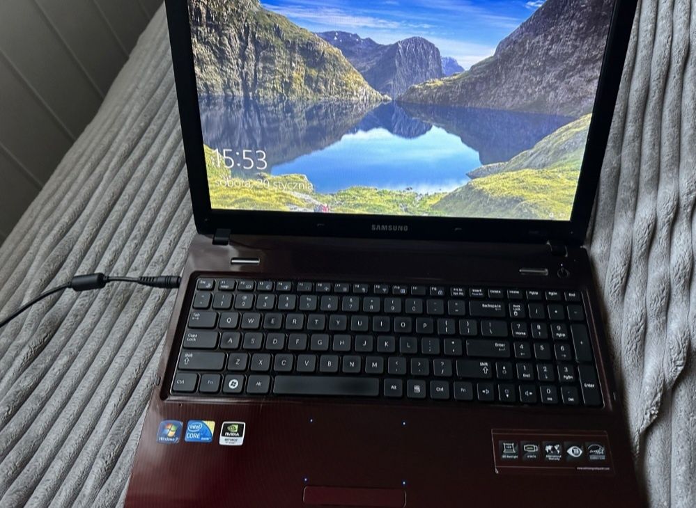 Laptop samsung r580