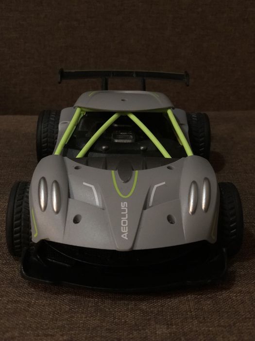 радіокерований автомобіль Sulong Toys Speed Racing Drift Aeolus.