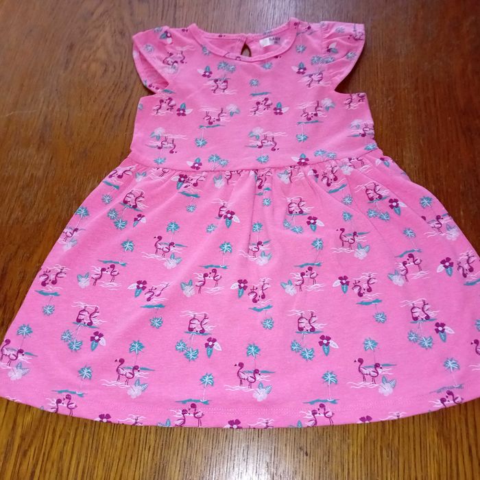 piękne sukieneczki  dla dziewczynki