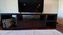 Móvel de TV Preto de Madeira Maciça 210 cms x 60 cms x 50 cms