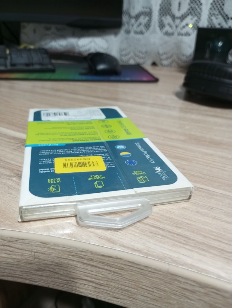 Скло на телефон Lenovo A2010