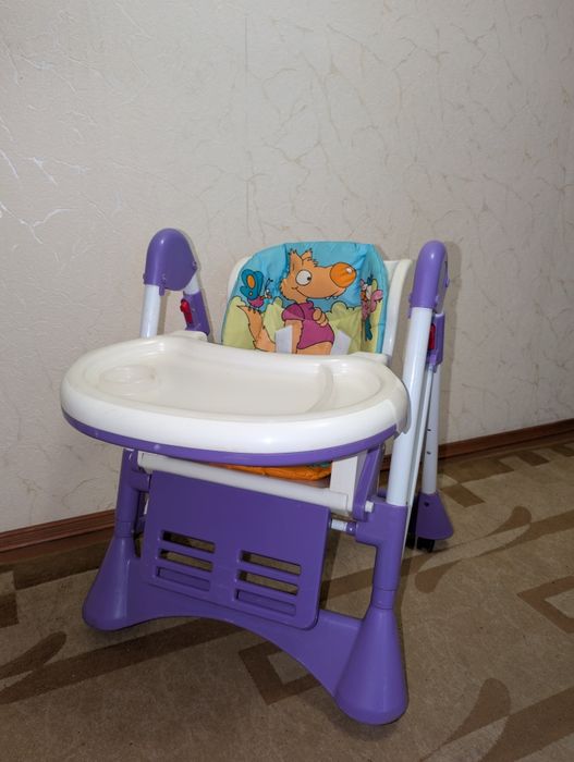 Стілець для годування