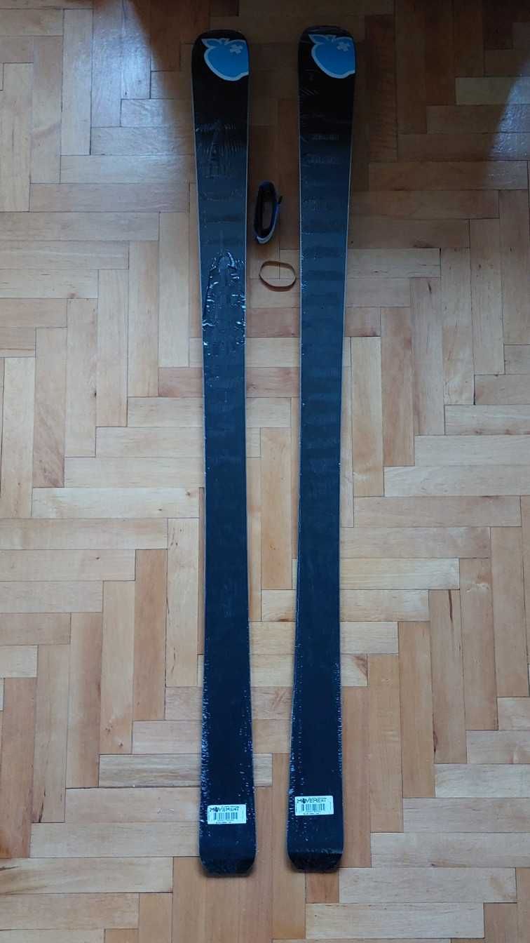Nowe Skitury Movement Blue Logic z fabrycznymi fokami Movement