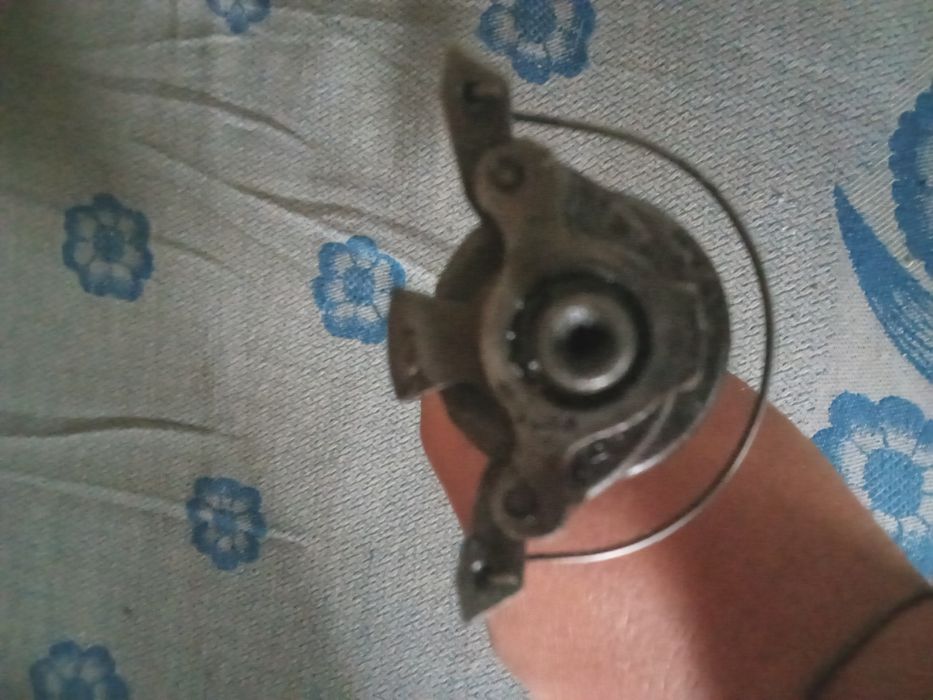 Продам на Иж планету 5