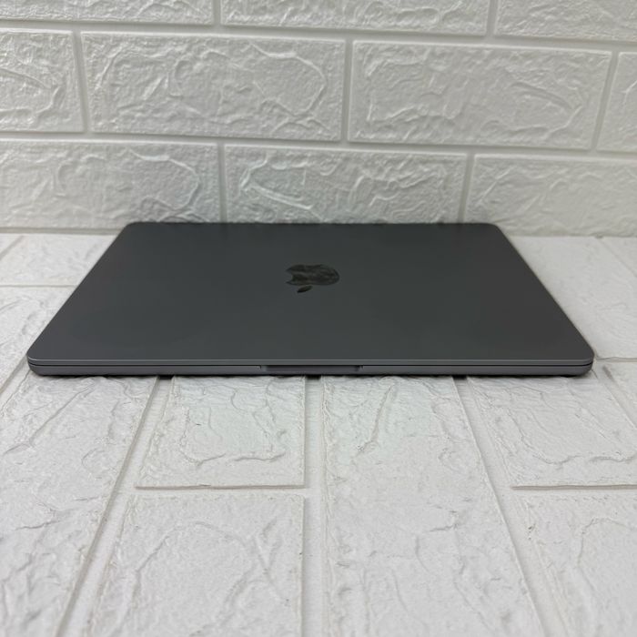 №2627	MLXW3	MacBook Air 13 	Space 	M2 	8/256
