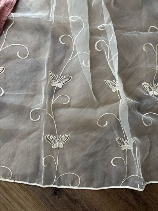 Zestaw do pokoju dziewczynki – zasłony i firanki, beżowo-różowo-złote