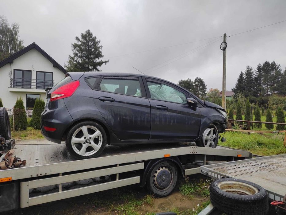 Auto-laweta  Transport Aut, Motocykli, Maszyn – Krosno/Brzozów/Polska