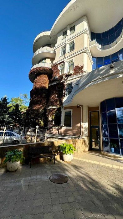 3 комнатная квартира с террасой  и видом на море