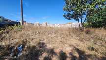 Vende / Permuta Terreno Urbano Amadora