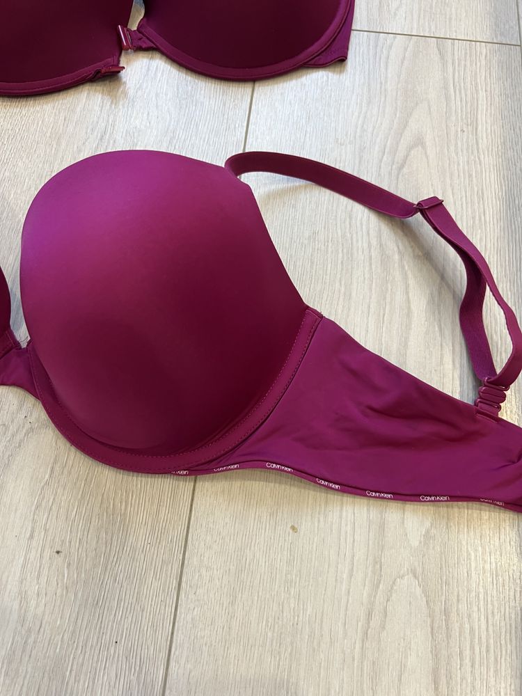 Бюстгальтер Calvin Klein