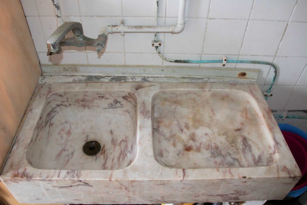 Pia em Mármore LEIRIA