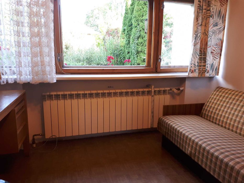 Pokój 13m w mieszkaniu studenckim, dobra lokalizacja, całość 950zł.