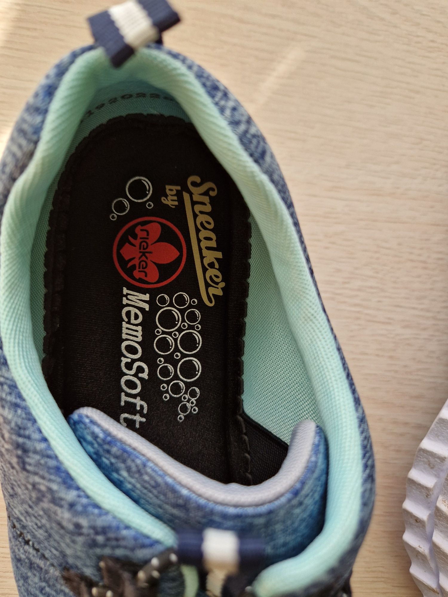 Rieker sneaker rozmiar 38 jasnoniebieski jak nowy