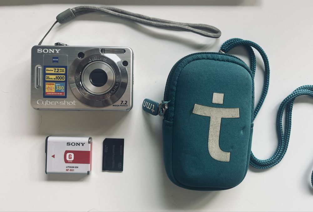 Digital Camera Sony Cyber-Shot DSC-W55