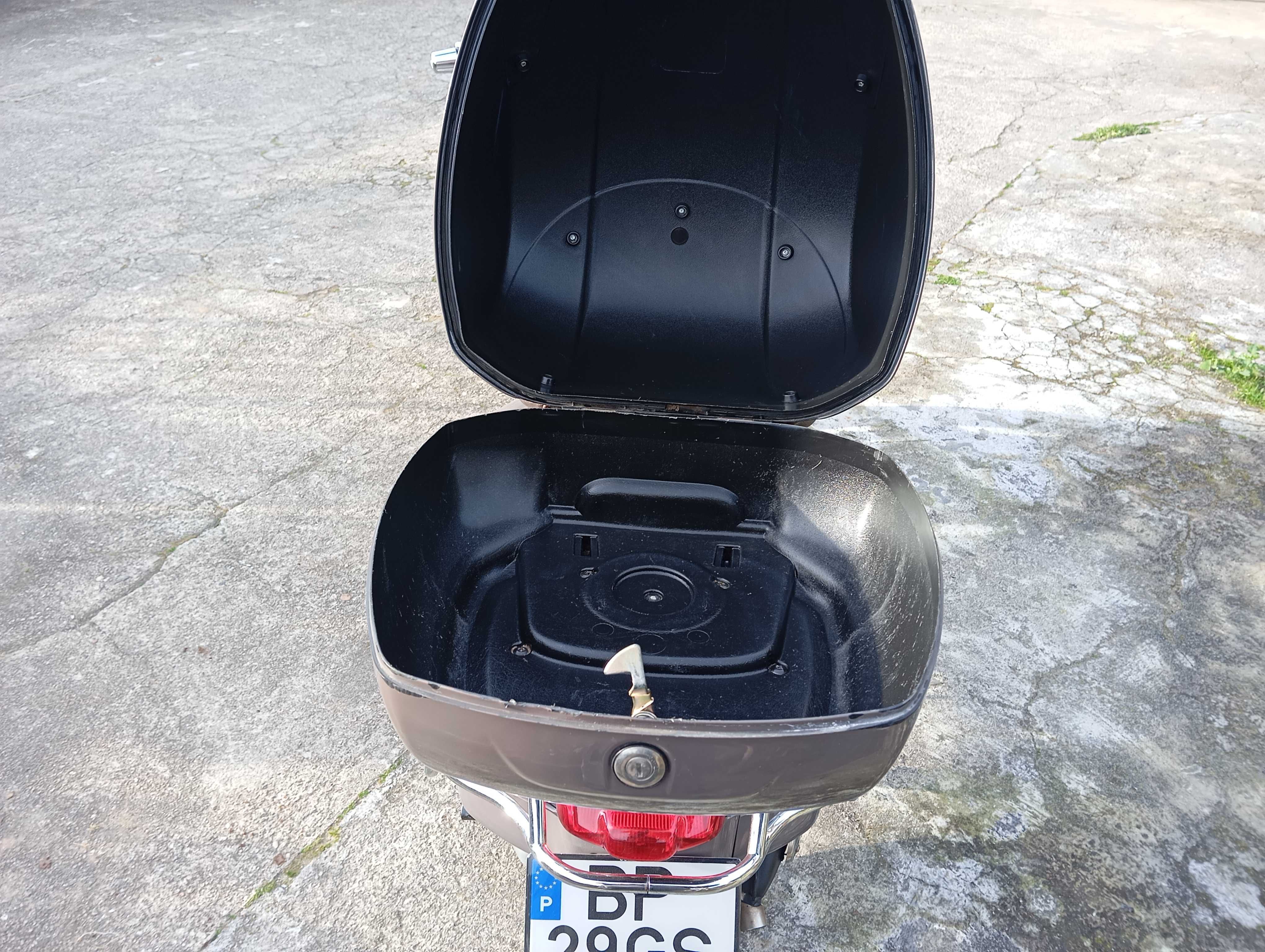 Vespa gtv monte 300