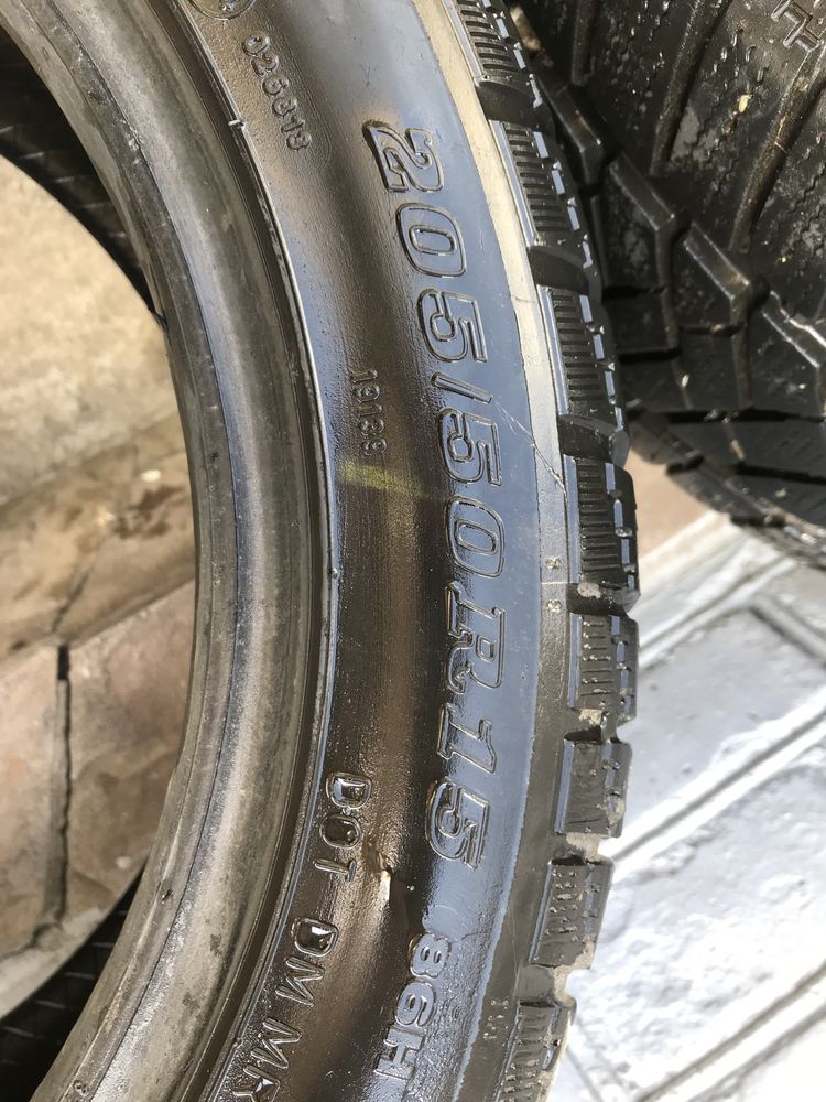 Dunlop winter sport 205/50 r15