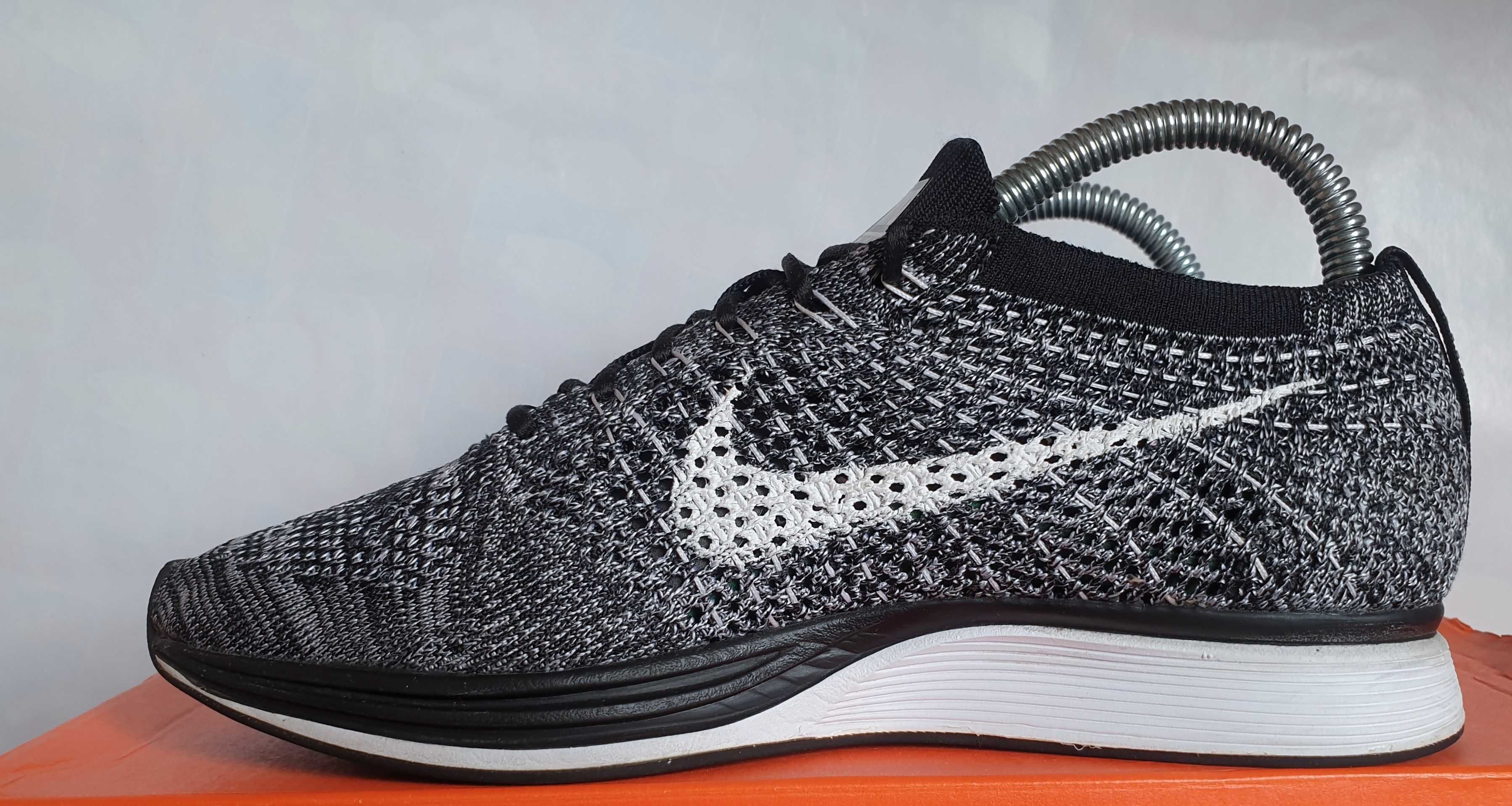 Nike Flyknit Racer Oreo 2.0 2016 6US/24CM/38EUR