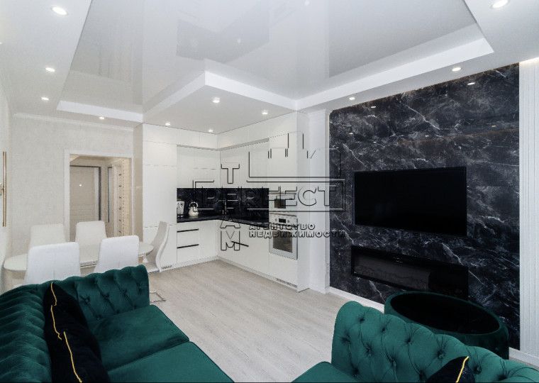 Продаж 3-к квартири Максимовича 24А