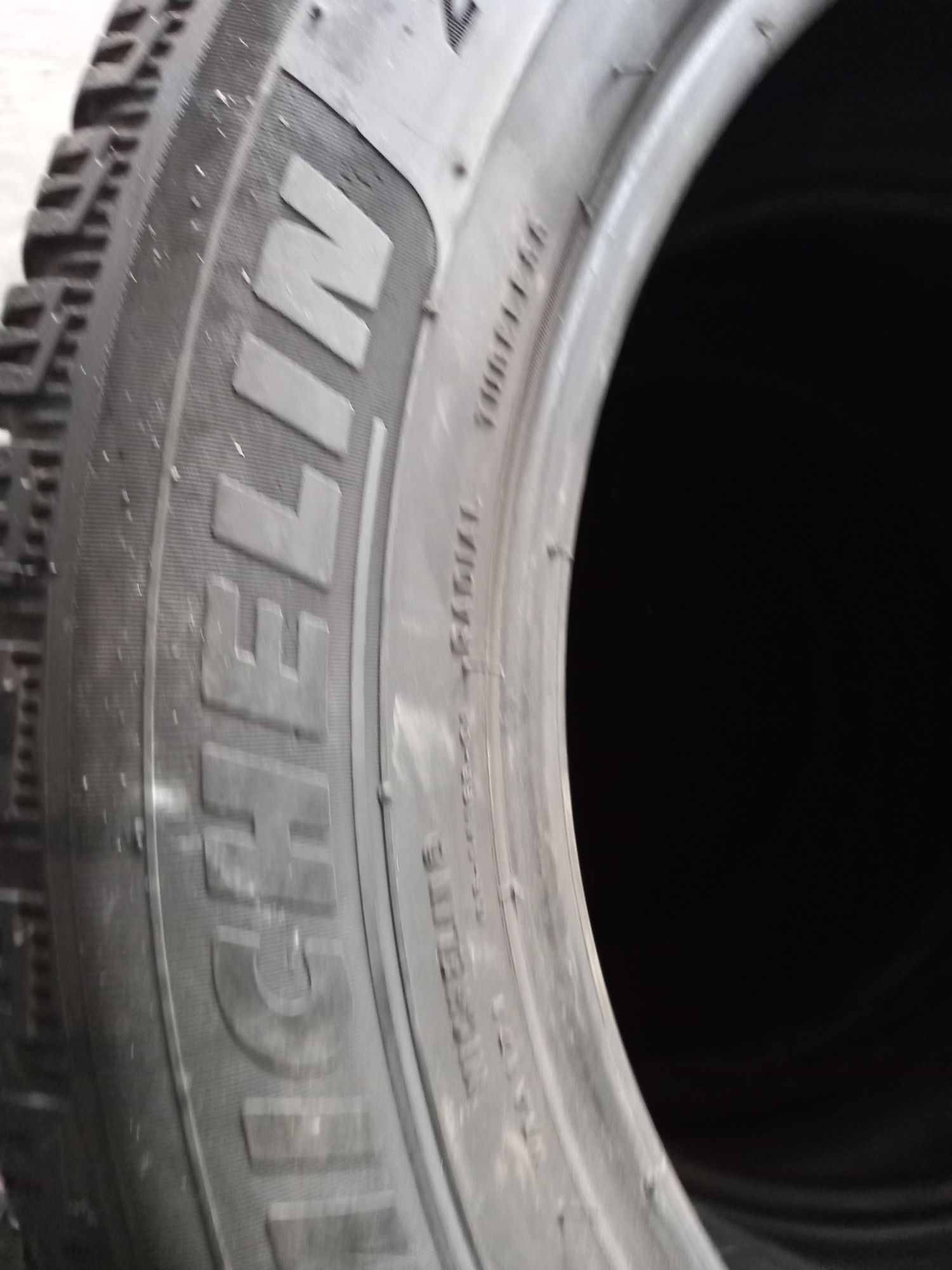 Opony używane 215/65/17 michelin 4x7 mm