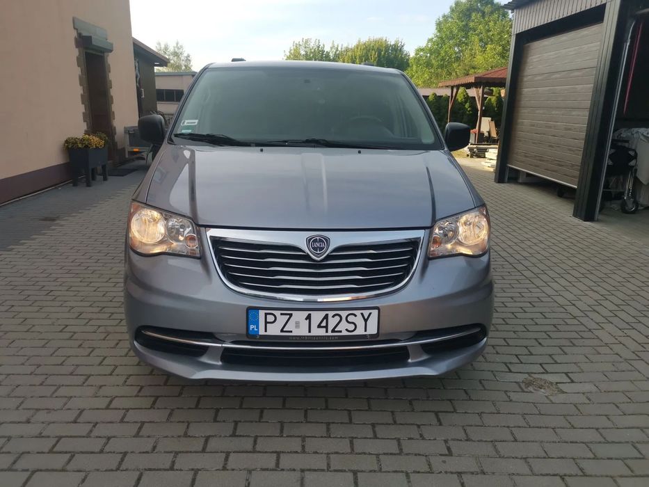 Lancia Voyager Sprzedam karawan pogrzebowy