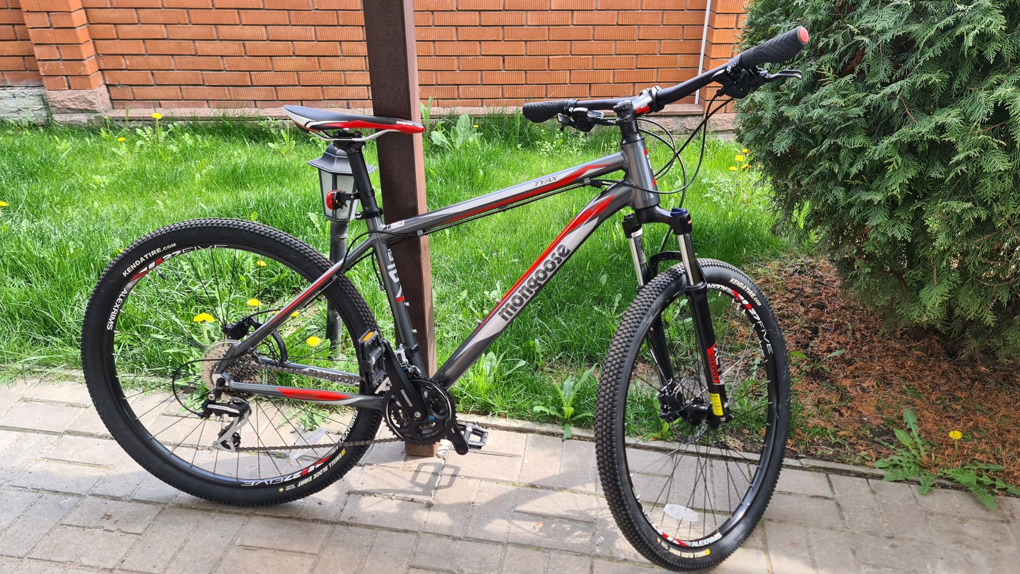 Велосипед Mongoose TYAX Sport 27.5"