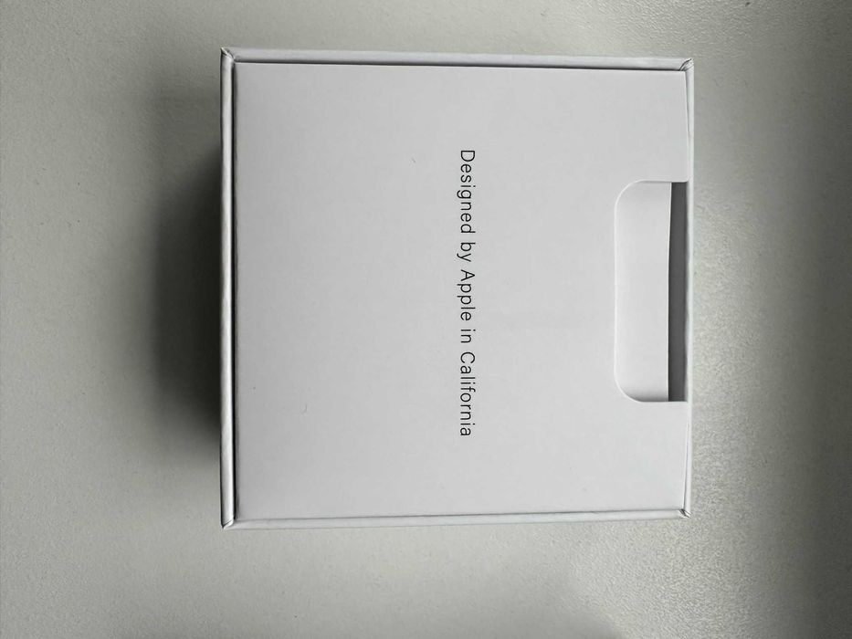 AirPods 4 Активне шумозаглушення