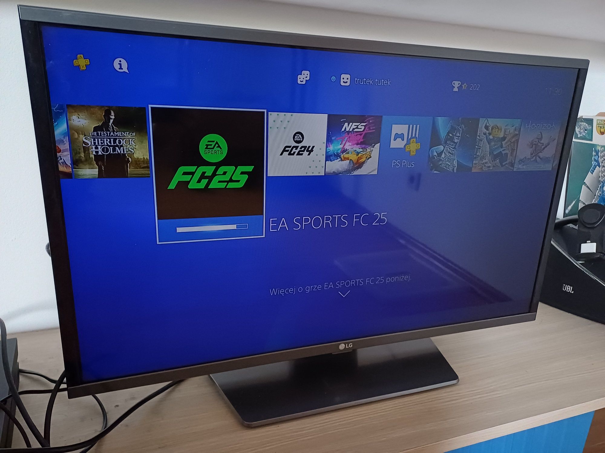 LG Smart 32LF632V. Uszkodzony. Problem z kolorami..