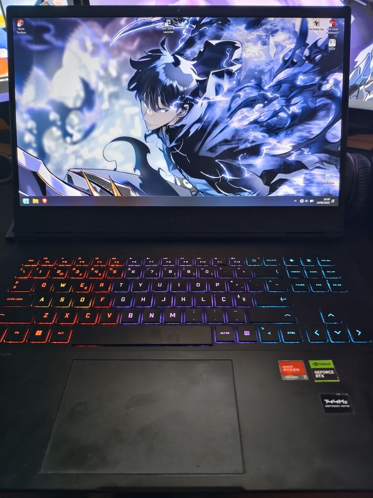 Portátil Omen 16 rtx 4050 24gb ram