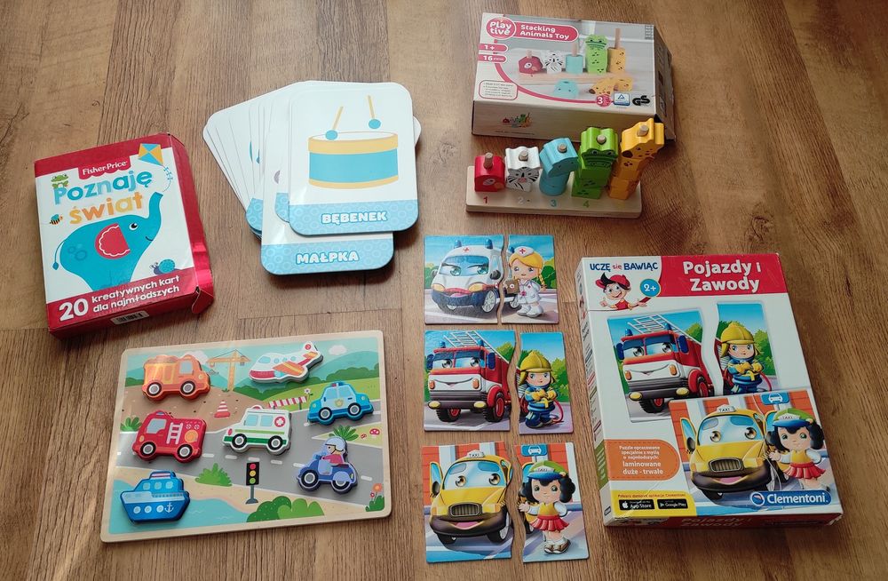 Układanki, klocki drewniane, karty kreatywne Fischer Price