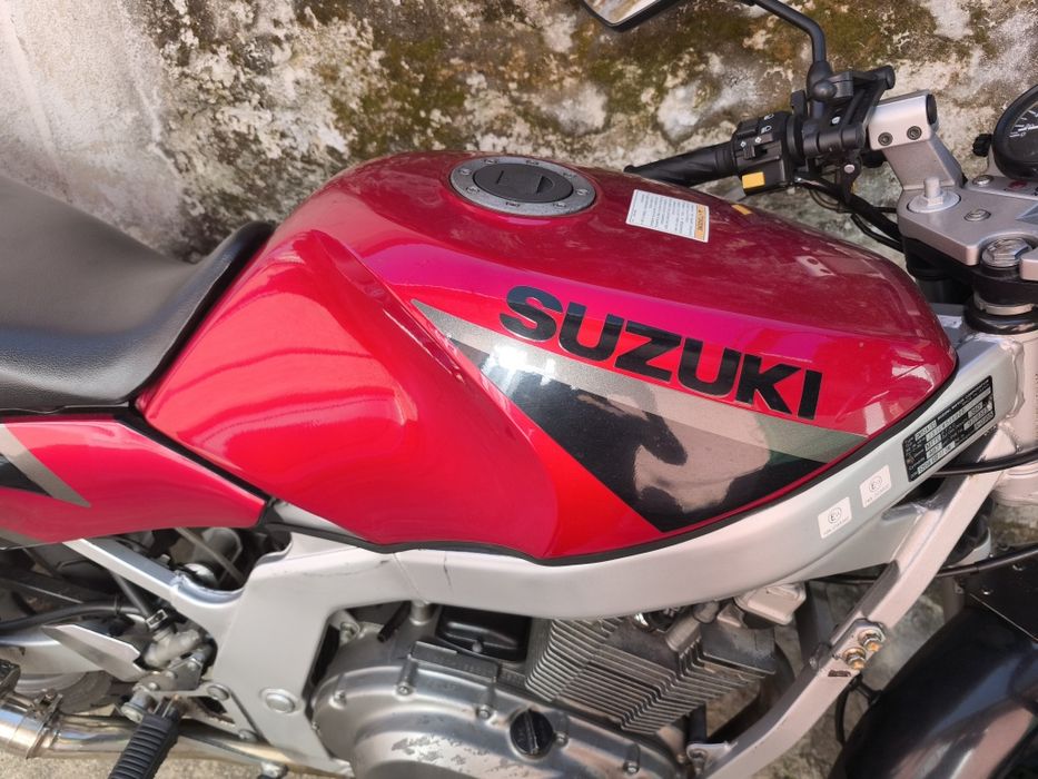 Mota Suzuki GS 500e
