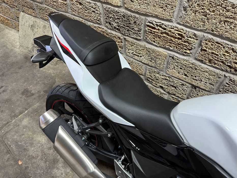 Suzuki GSX 250R з Японії