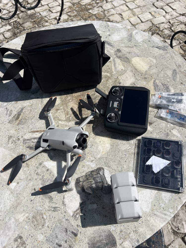 Drone Dji Mini 4 Pro fly more combo + Acessórios