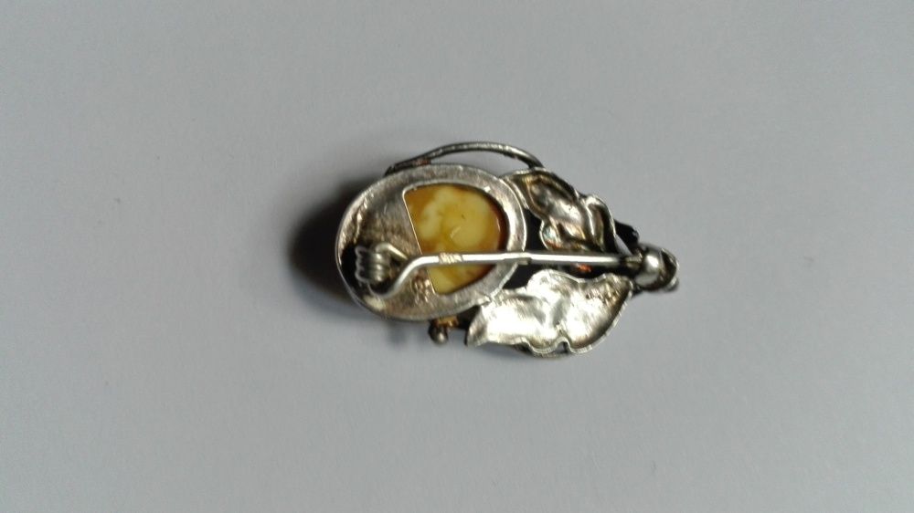 Украшение Пейзажный прибалтийский Янтарь цветок в серебре, брошь.