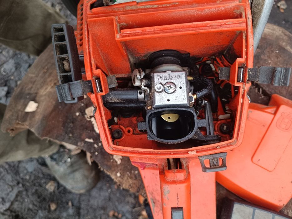 Продам 2 хусварних