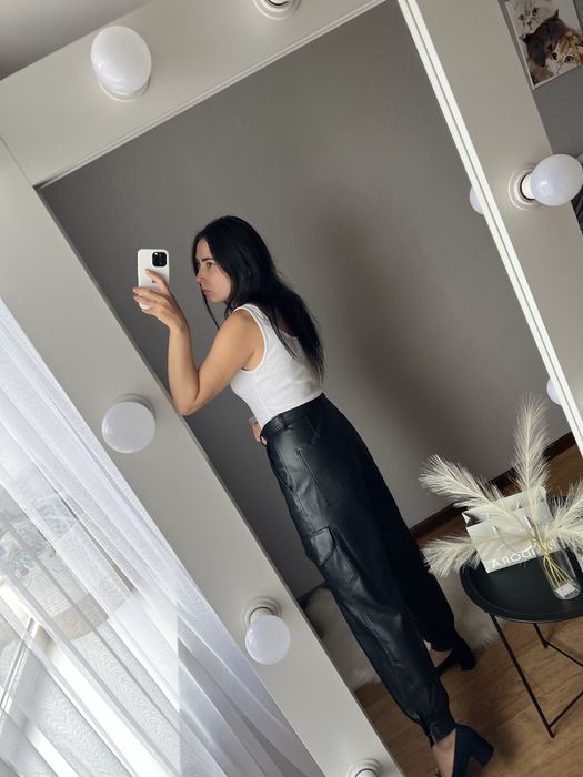 Zara зара еко шкіра кожані шкіряні штани брюки висока посадка