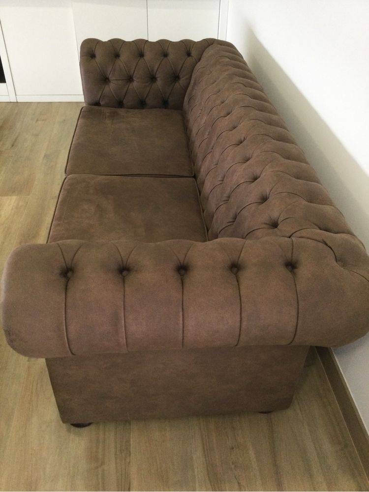 Sofa cama chesterfield