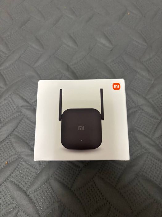 Ретранслятор Xiaomi Mi WiFi Range Extender Pro
