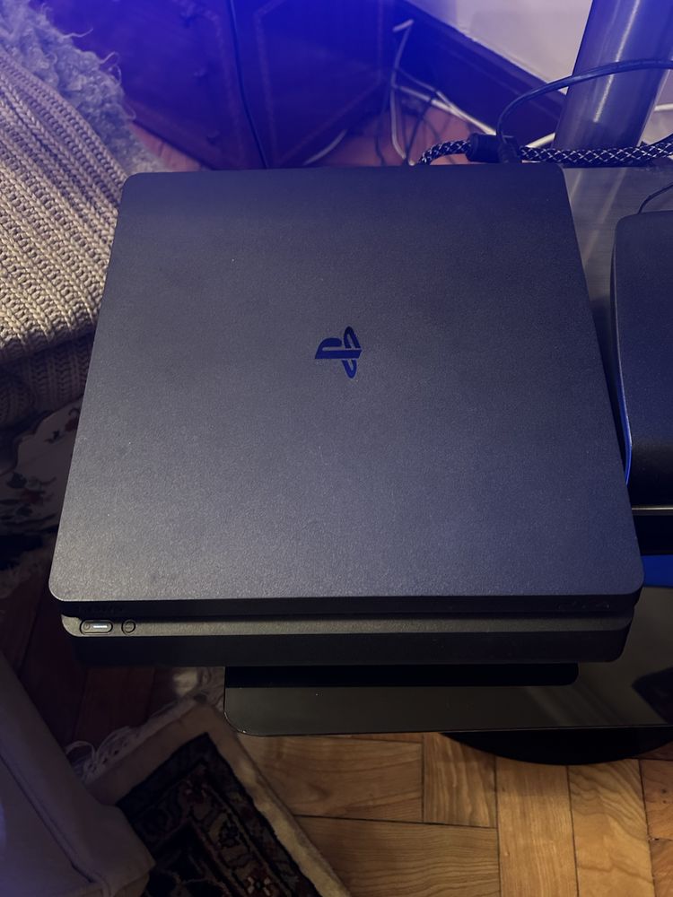 Vendo Playstation 4 em ótimo estado