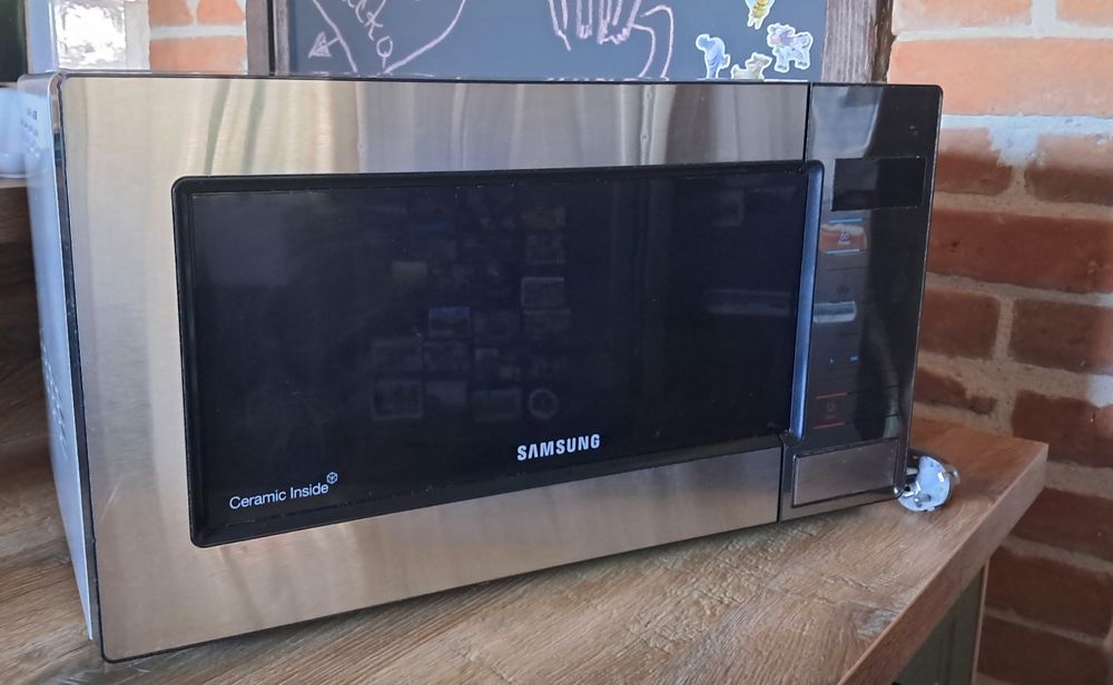 Kuchenka mikrofalowa Samsung ME83M