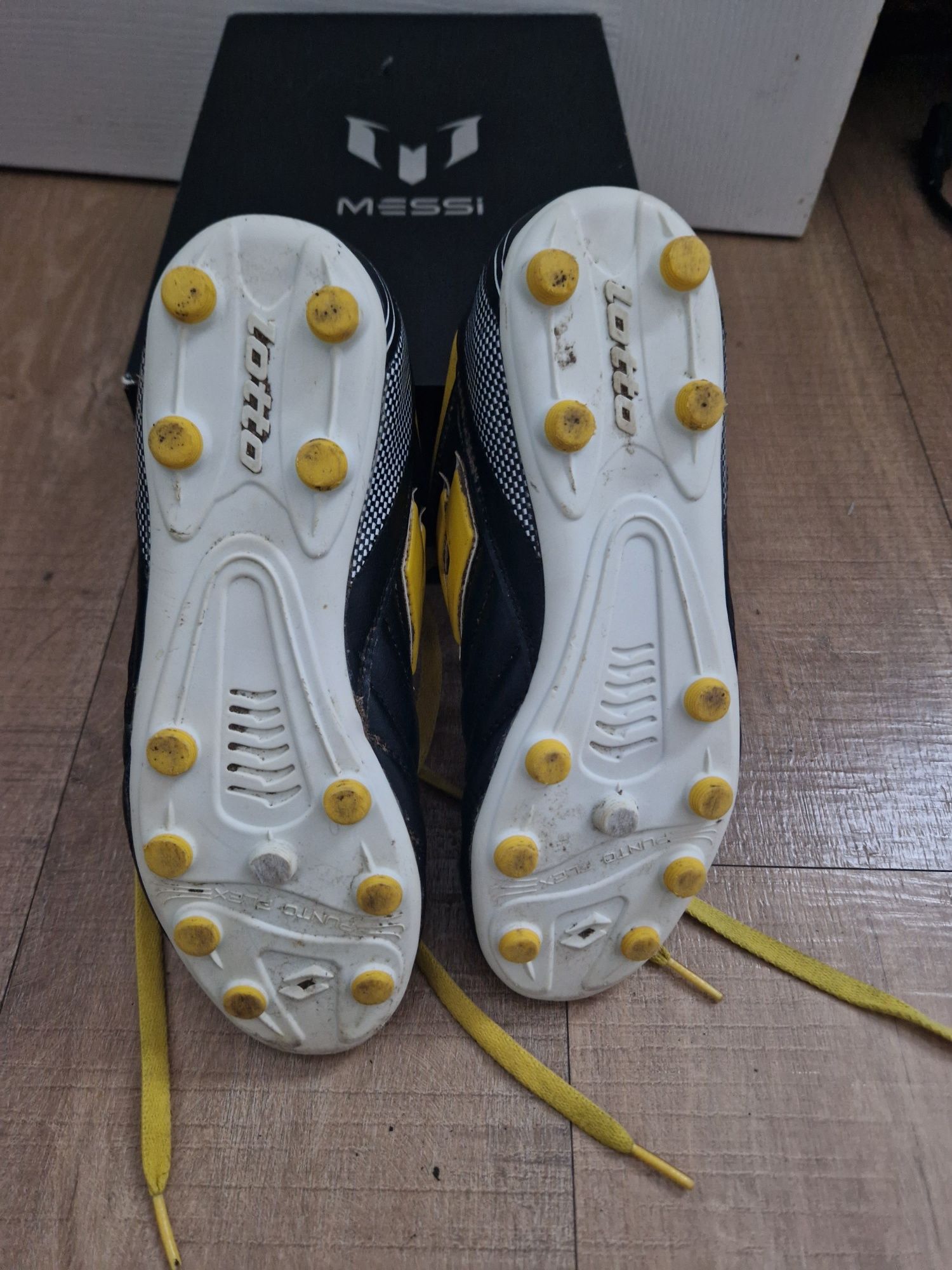 Buty piłkarskie Adidas Messi