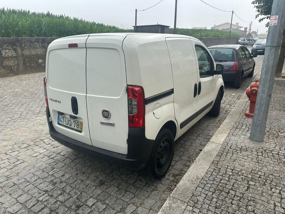 Carrinha ler anuncio