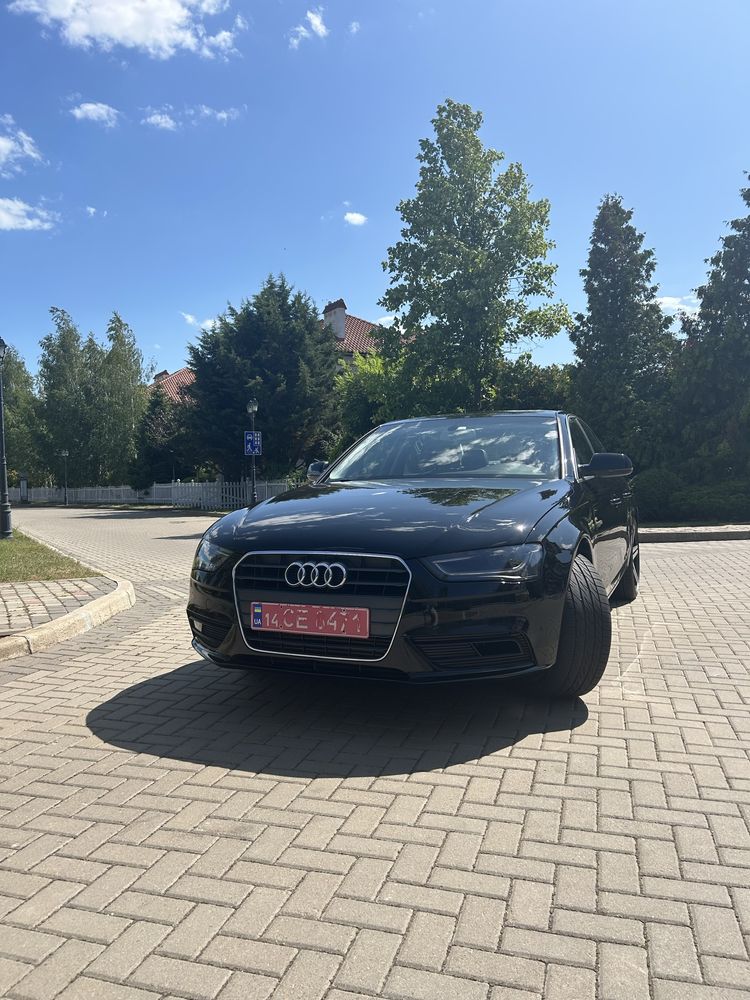 AUDI A4 B8 2.0TFSI 2013 (Рест)