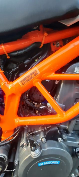 Мотоцикл КТМ Duke 390