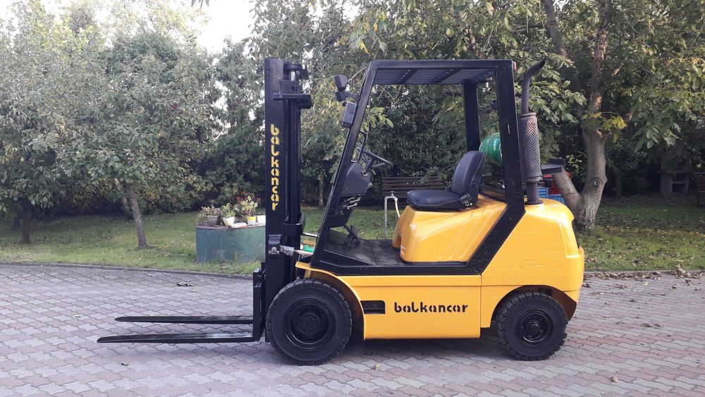 BULGAR dv1786 UDT wozek widlowy BALKANCAR 2,5t LPG automat widlak gpw