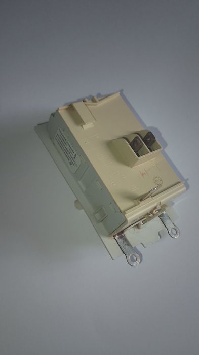 Сетевой фильтр и модуль для стиральной машины Bosch WOT24552OE/01, б/у